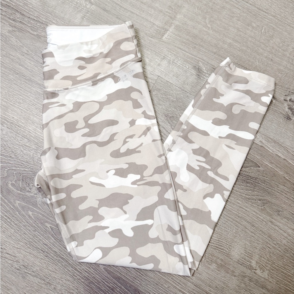 •CALVIN KLEIN PERFORMANCE• CAMO LEGGINGS